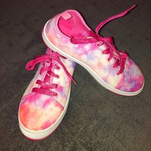 Girls Pink Tie-Dye Shoes Size 4